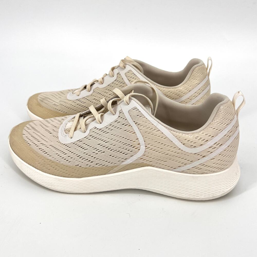 Dansko Womens Sky Ivory Mesh Comfort Sneaker Euro Size 42 U.S. Size 11.5-12